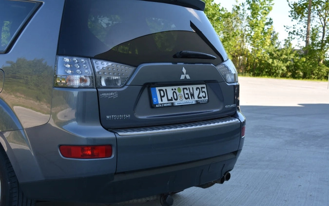 Mitsubishi Outlander cena 28900 przebieg: 221600, rok produkcji 2008 z Dzierzgoń małe 562